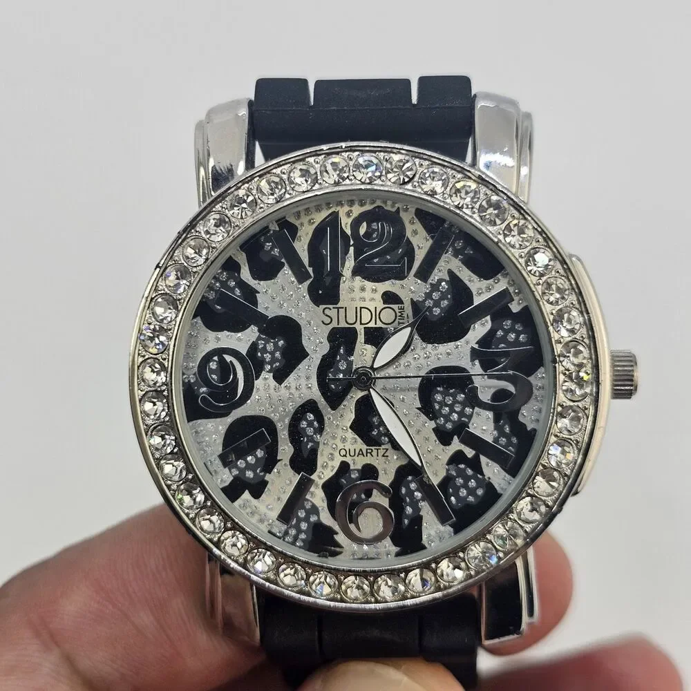 Studio Women's Watch 42MM Animal Print‎ Dial Black Plastic Bands New Battery